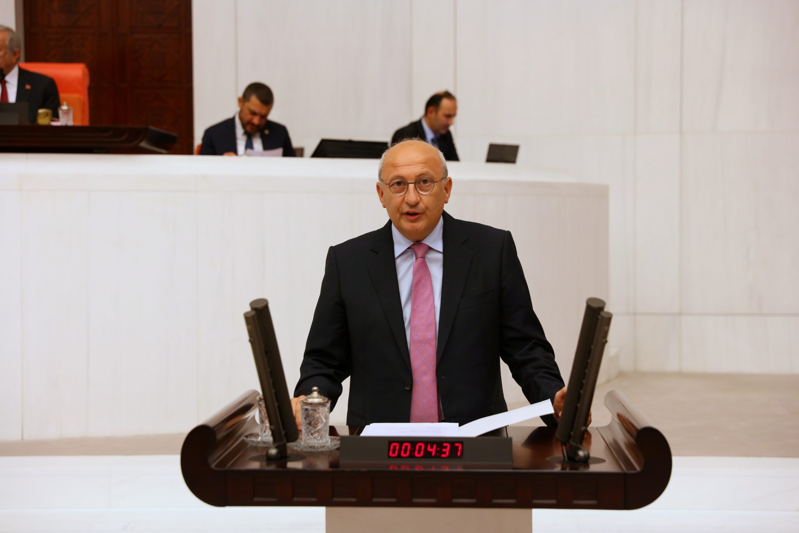 Yurtdışındaki Türklerin emeklilik ve aile birleşimi sorunları Meclis gündeminde