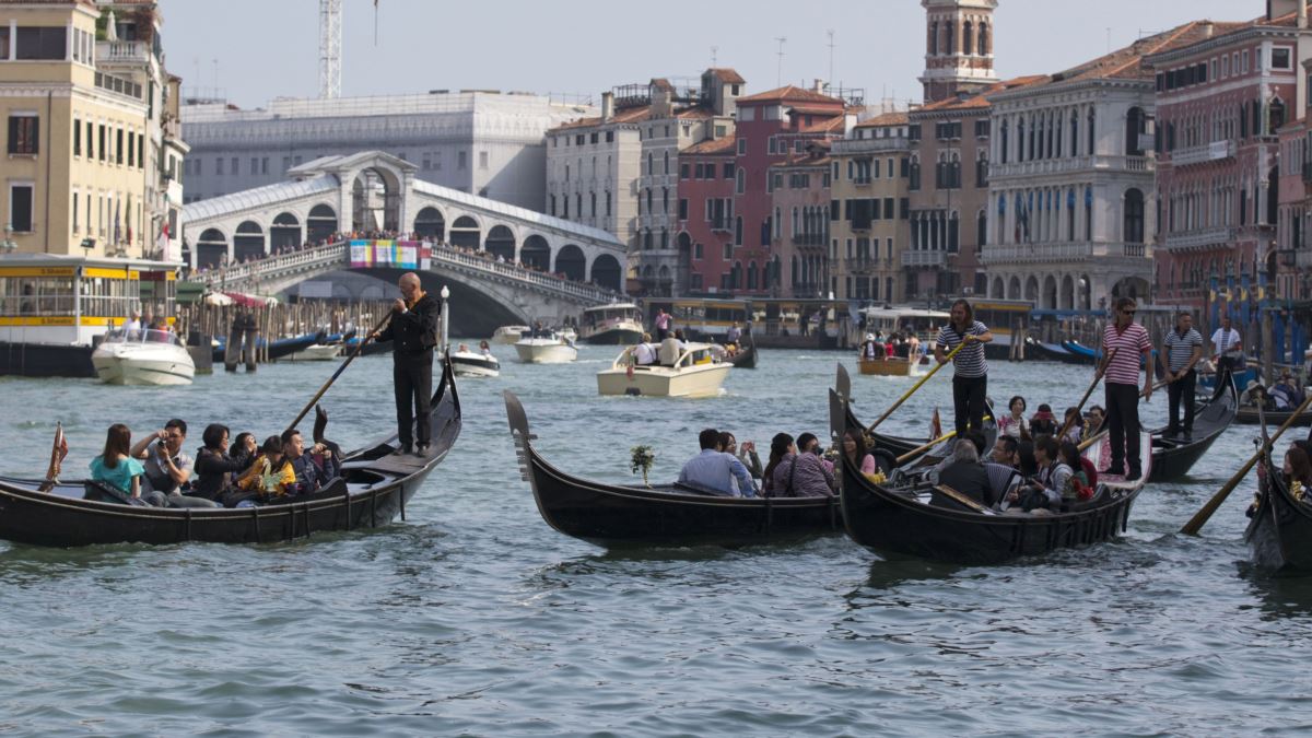 Venedikliler’den Protesto