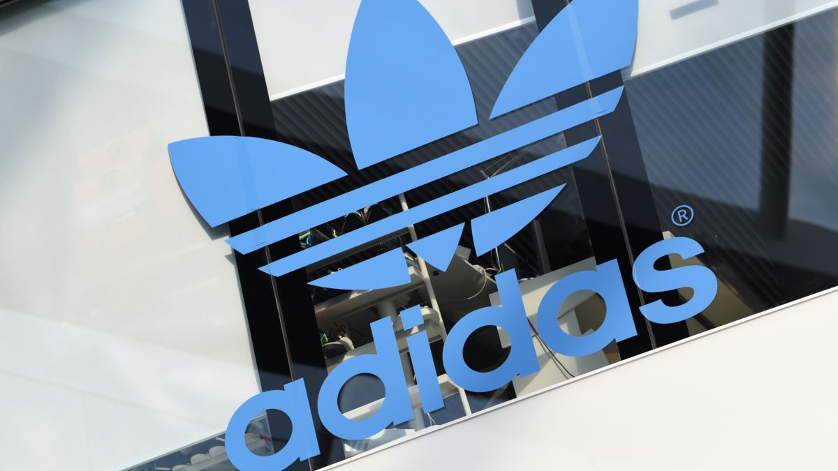 Adidas'tan Siyah ve Latinlerin İstihdamını Arttırma Vaadi