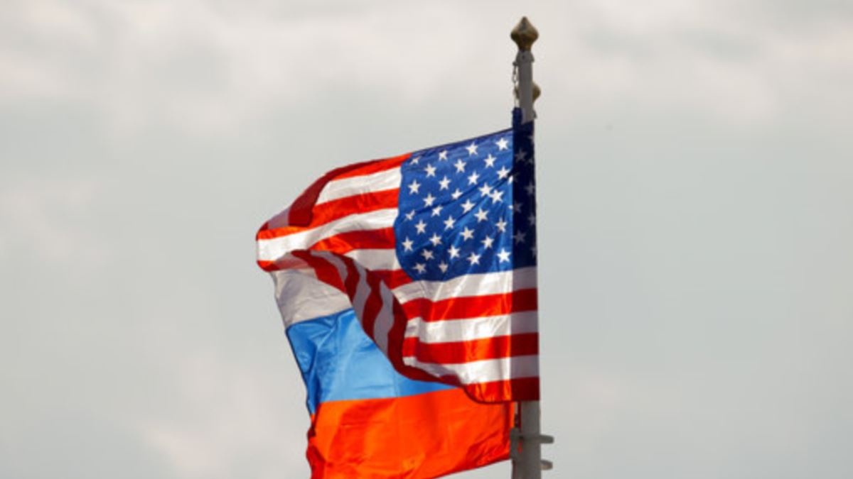 Amerika-Rusya Arasında Nükleer Silahsızlanma Görüşmesi