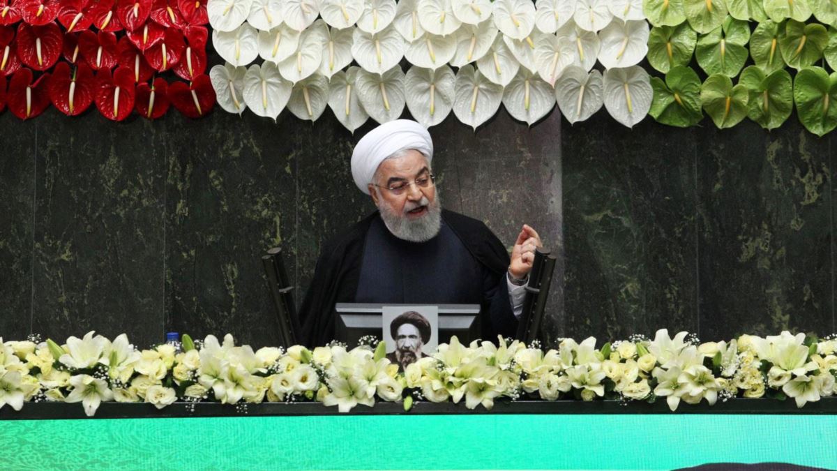Ruhani: “İran’ın En Zorlu Yılı”
