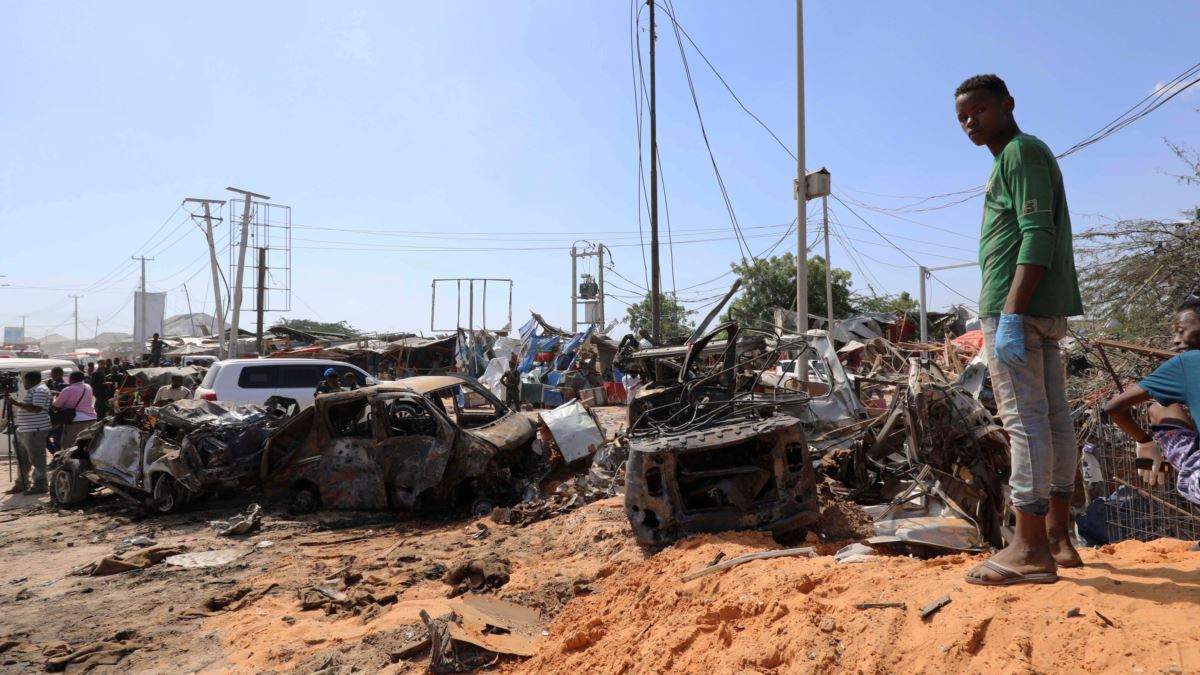 Somali'de İki Ayrı Bombalı Saldırı