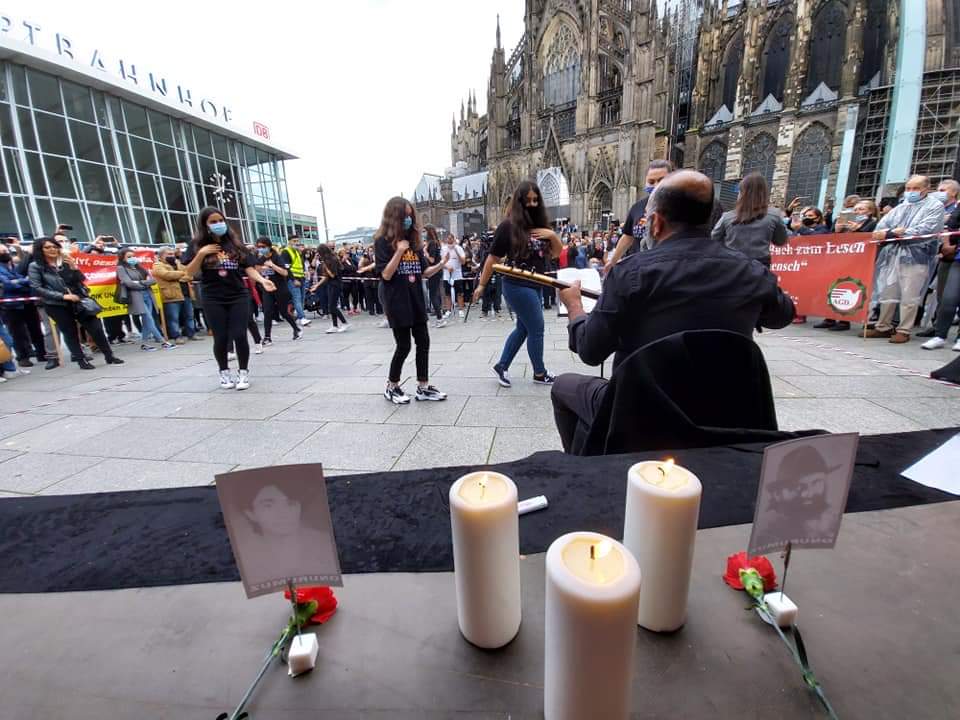 Köln'de ateşe semah dönenlerin aşkına