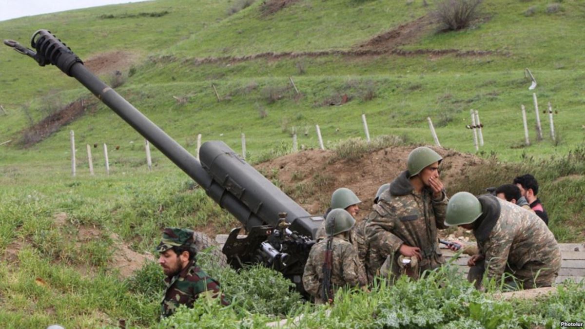 Azerbaycan ve Ermenistan Arasında Silahlı Çatışma
