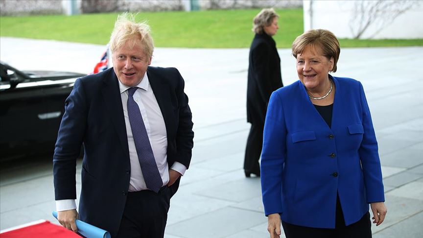 Johnson ve Merkel, Brexit sonrası ilişkiler ile Libya’yı görüştü