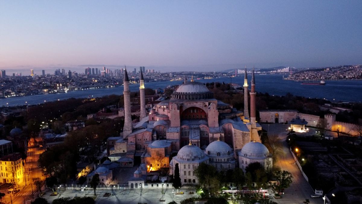 UNESCO’dan Türkiye’ye Ayasofya Uyarısı