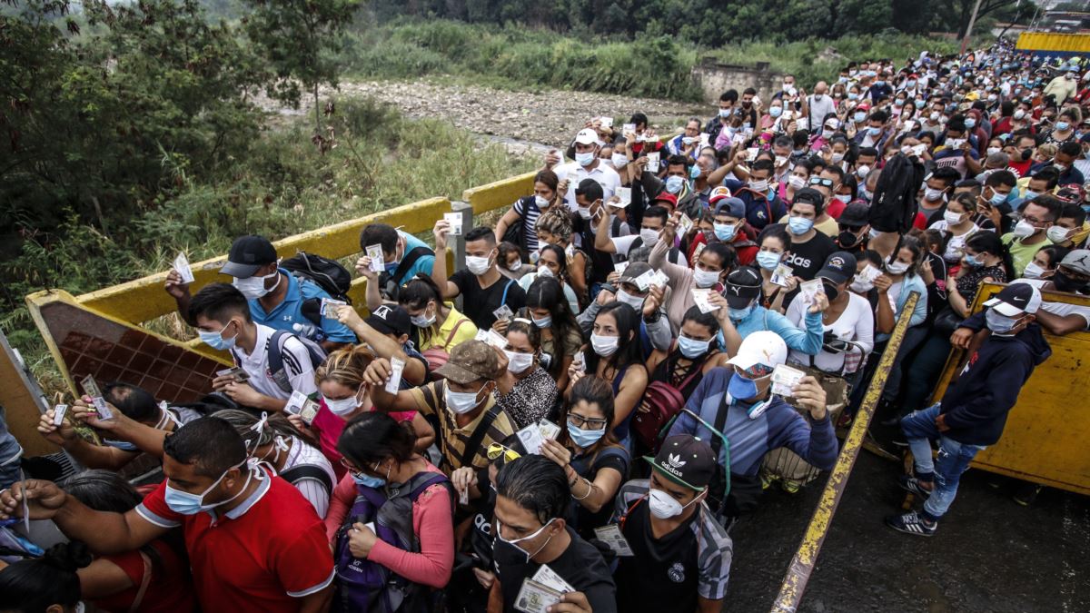 Venezuelalı Binlerce Göçmen Kolombiya’da Mahsur Kaldı