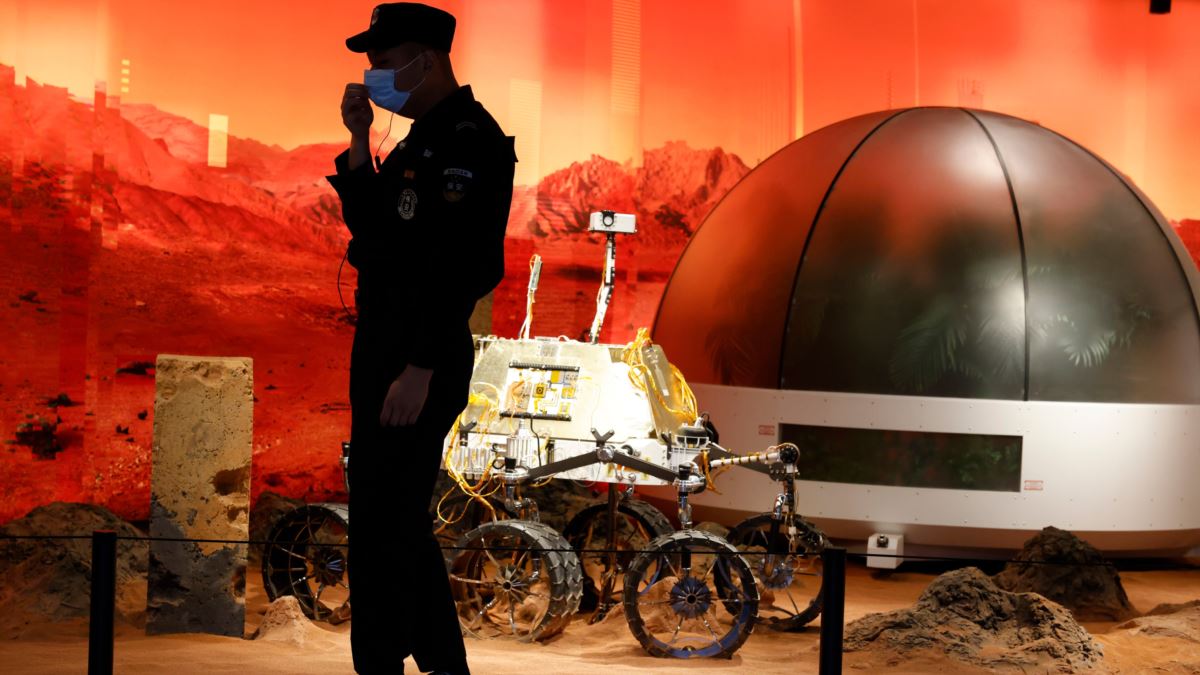 Çin Mars'a İlk Uzay Aracını Gönderdi