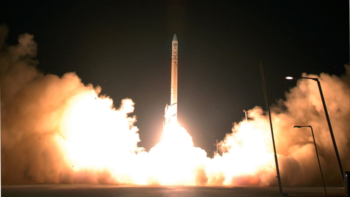 İsrail Uzaya Yeni Bir Casus Uydu Gönderdi