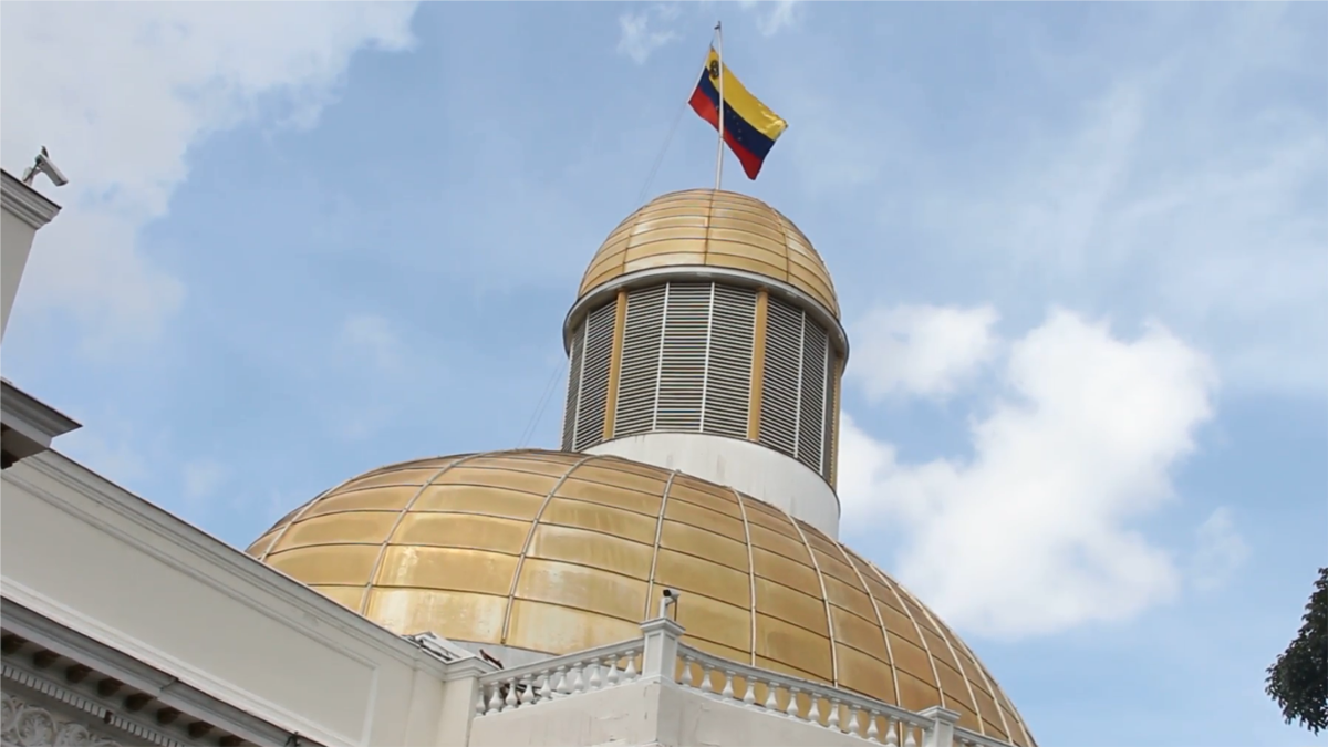 Venezuela'da 27 Parti Milletvekili Seçimlerine Katılmıyor
