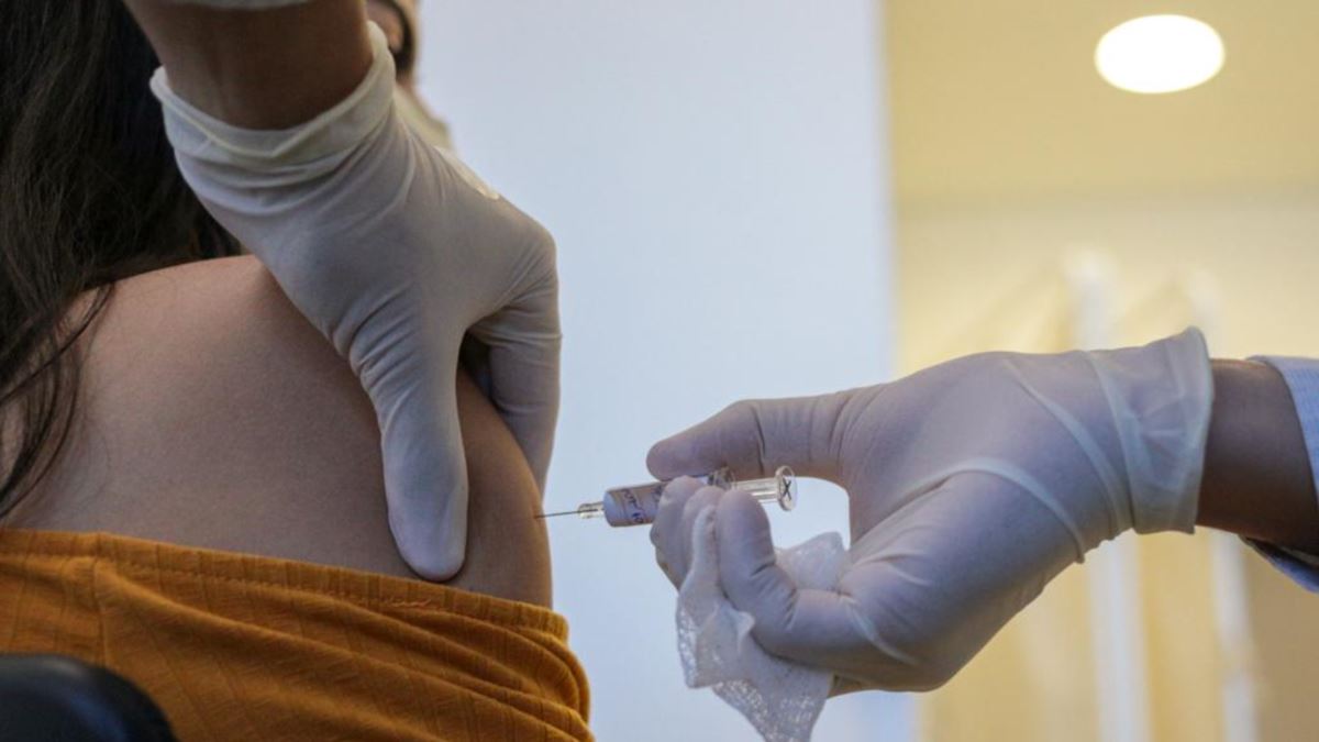 "Corona Aşısının Hızlı Geliştirilmesi Güvensizlik Yaratıyor"