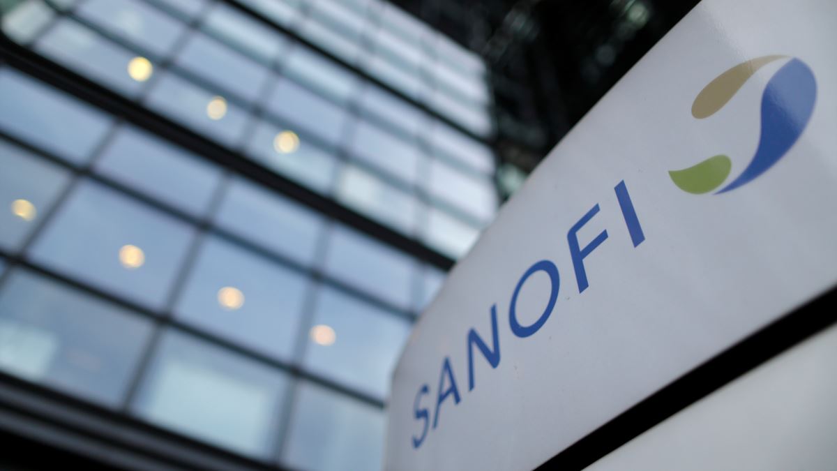 AB’den Sanofi ve GSK ile 300 Milyon Dozluk Aşı Anlaşması 