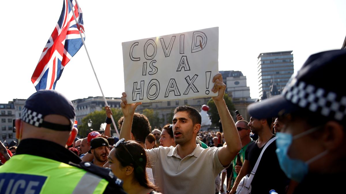 Londra'da Aşı ve Maske Karşıtlarına Polis Müdahalesi