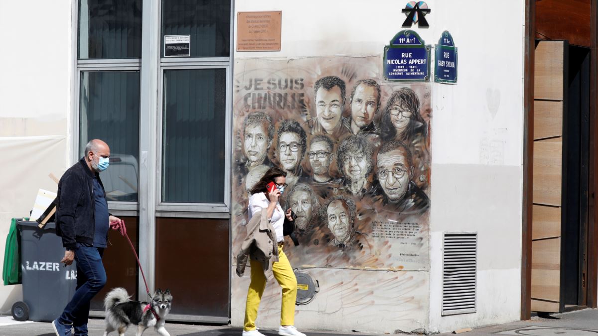 Charlie Hebdo’nun Eski Binası Yakınlarında Saldırı