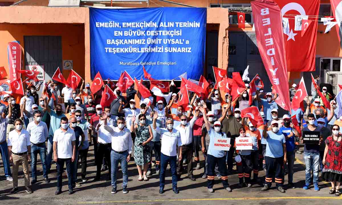 İşçilere günlük 3 TL koku ücreti, 250’şer lira 1 Mayıs ikramiyesi verilecek