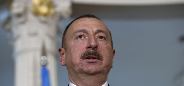 Aliyev Fransız Televizyonununda Macron'u Yalanladı
