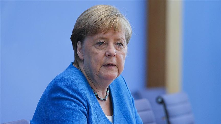 Merkel, ABD’nin başkanı seçilen Biden’ı kutladı