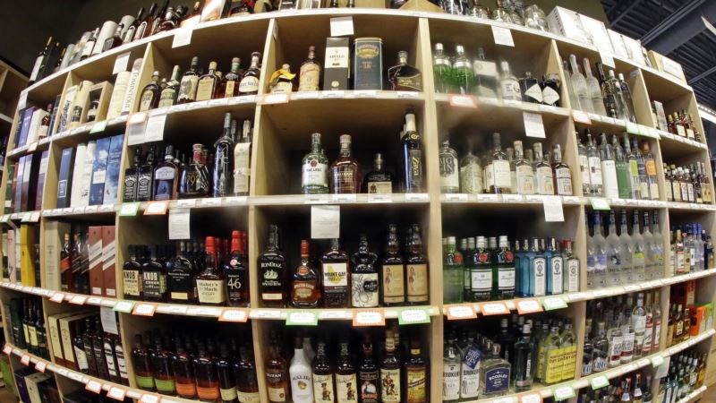 İçkide Yüksek Vergi Kaçak Üretimi ve Ölümleri Tetikliyor