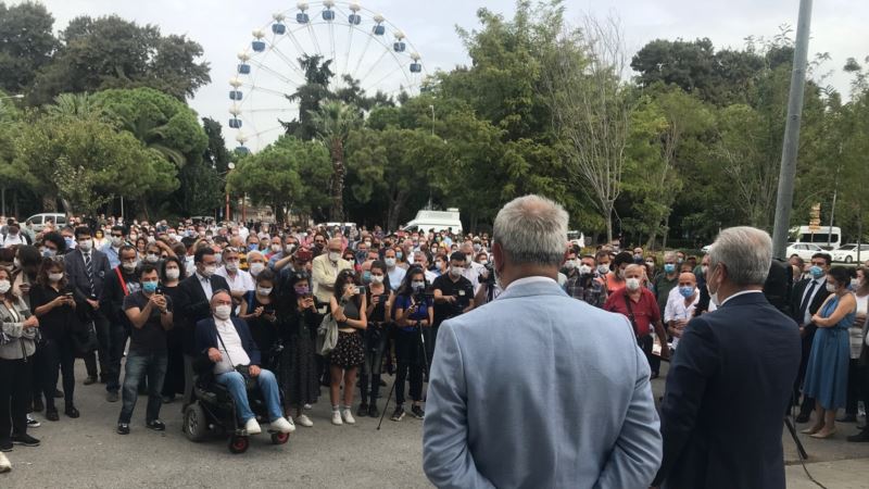 İzmir Barosu’ndan Açık Havada “Genel Kurul”