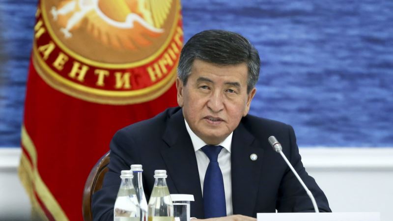 Kırgızistan Cumhurbaşkanı İstifa Etti Başbakan Yetkileri Devraldı