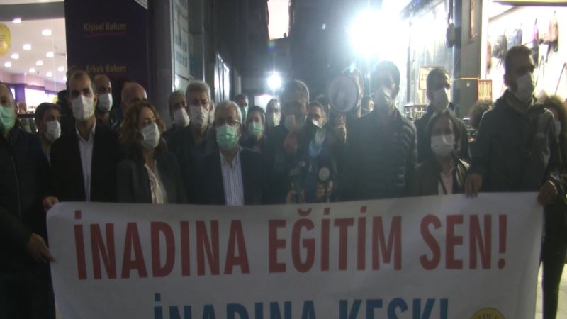 Diyarbakır’da Öğretmenlere Operasyon