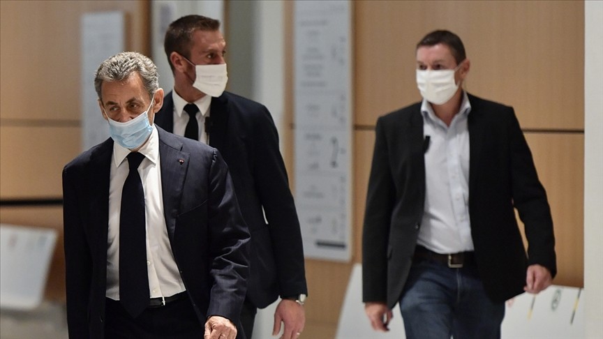 Sarkozy, ‘kirli’ ilişkilerin hesabını veriyor
