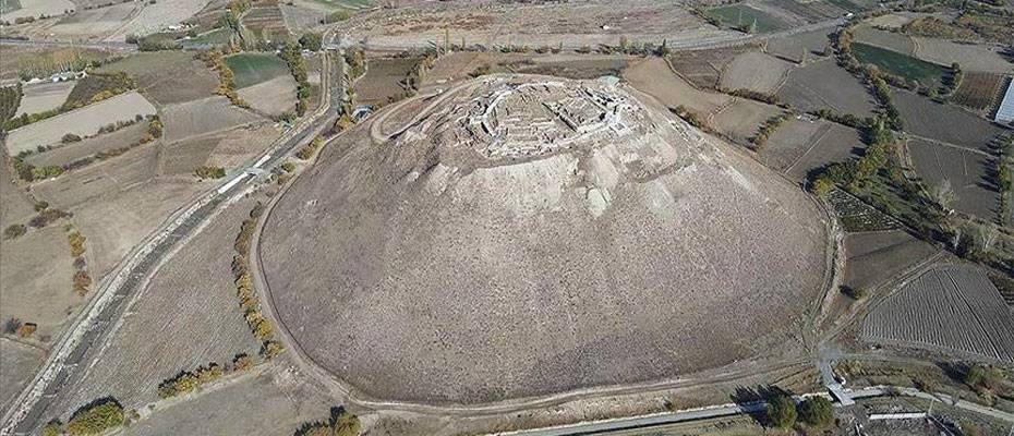 Urartuların 2 bin 900 yıllık kalesi turizme kazandırılıyor