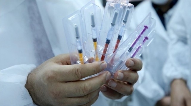 COVID-19 hastalarını öldürmekle suçlanan doktor tutuklandı