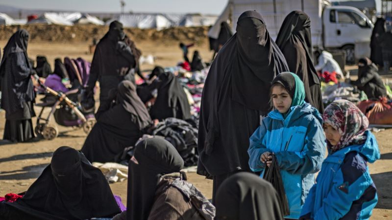 Bazı IŞİD Üyelerinin Aileleri Almanya’ya Getirildi 