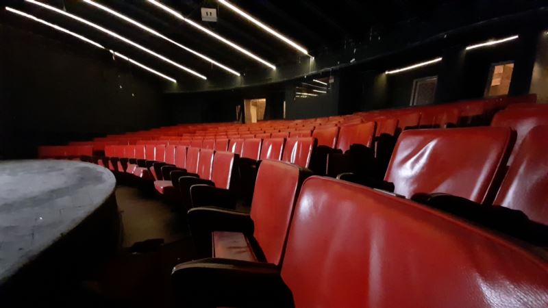 Pandemide Ankara Sanat Tiyatrosu Ayakta Kalma Çabasında