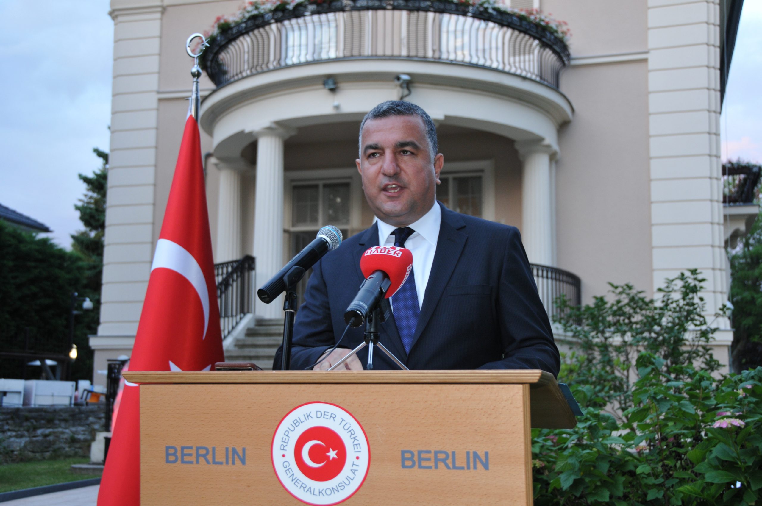 Berlin Büyükelçiliğine Ahmet Başar Şen atandı