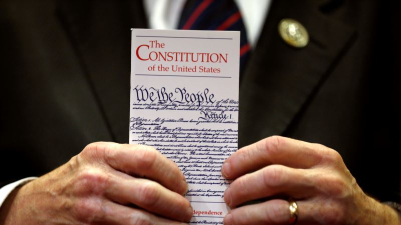 ABD Anayasası’na Göre Başkanlar Görevlerinden Nasıl Alınıyor?