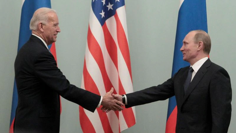 Biden ile Putin İlk Kez Telefonda Görüştü 