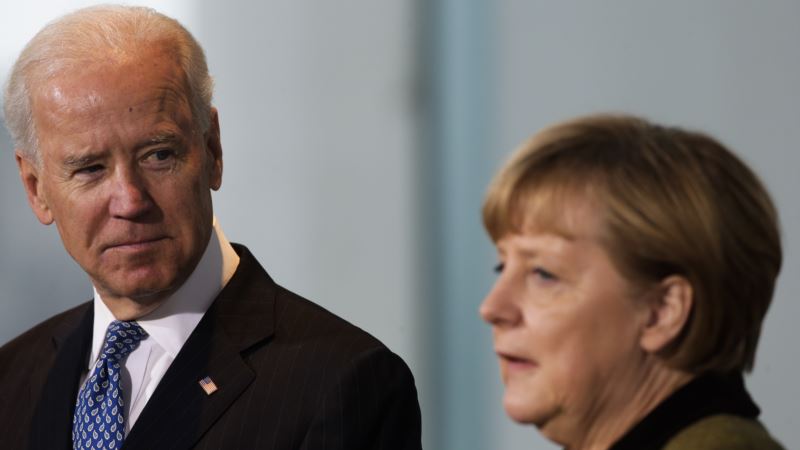 Biden ve Merkel İlk Kez Telefonda Görüştü