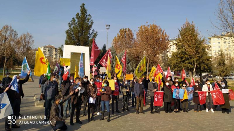 “Diyarbakır’da 195 Bin Öğrenci EBA’ya Giremiyor”