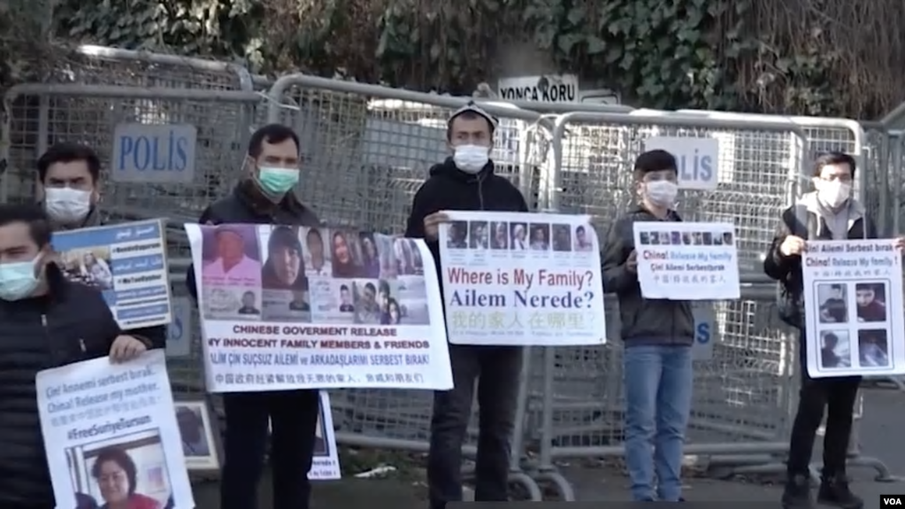 Türkiye’deki Uygurlar Endişeli