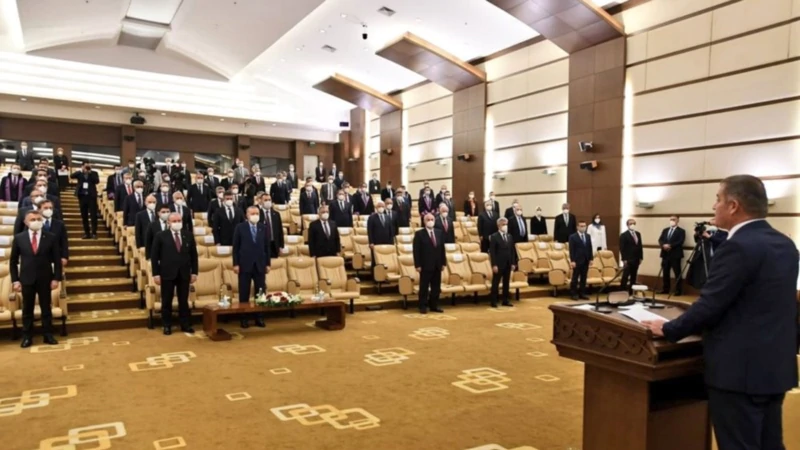 AYM Başkanı Arslan'dan Anayasa ve Berberoğlu Uyarısı