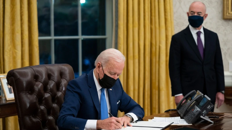 Biden’ın Göçmenlik Kararnameleri Muhafazakarları Endişelendirdi