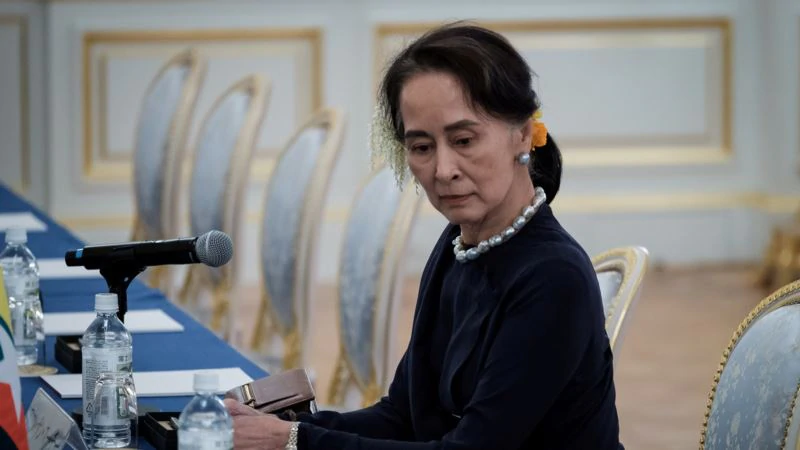Myanmar’ın Devrik Liderine Kaçakçılık Suçlaması 