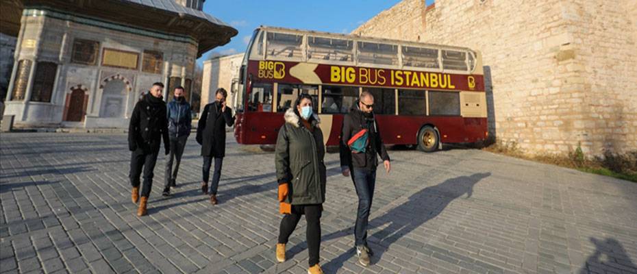 Salgında İstanbul’u ziyaret eden Bosnalı gazeteciler ‘güvenli turizm’ olanaklarına hayran kaldı