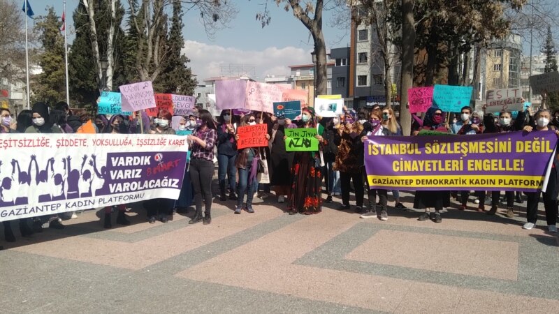 Gaziantep’te 8 Mart Kadınlar Günü Coşkusu