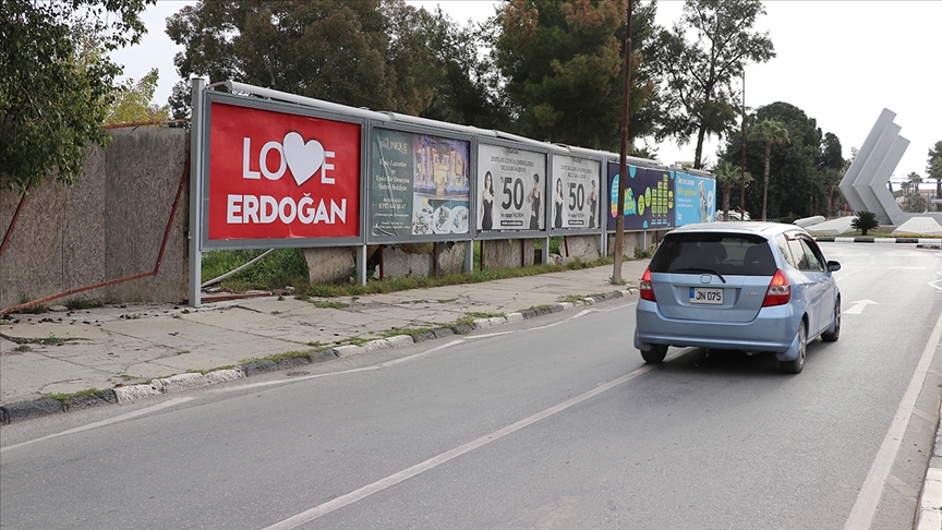 KKTC’deki reklam panolarına ‘Love Erdoğan’ afişleri asıldı