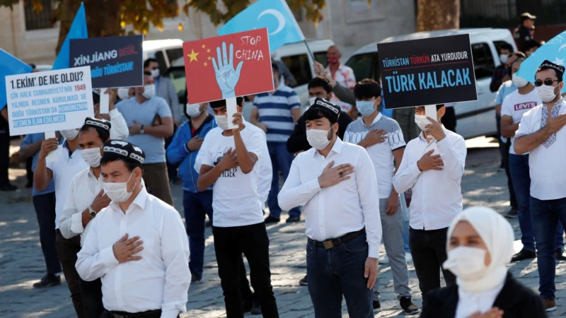 Türkiye-Çin İlişkileri Uygur Sorununa Rağmen Derinleşiyor