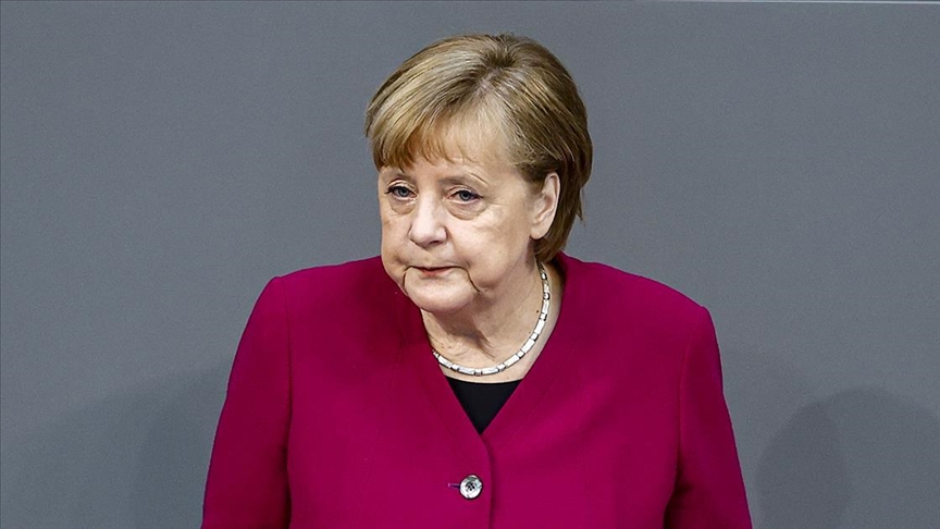 Merkel: Virüsü birlikte yeneceğiz
