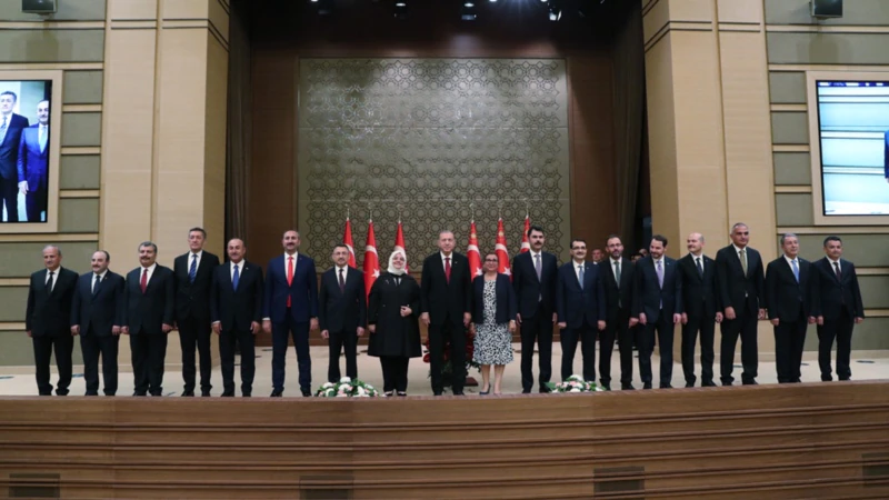 Erdoğan Cumhurbaşkanlığı Kabinesi’nde Kısmi Değişiklik Yaptı