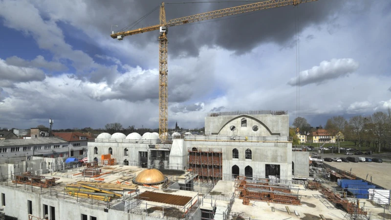 Fransa’da Milli Görüş Geri Adım Atınca Cami Krizi Sona Erdi