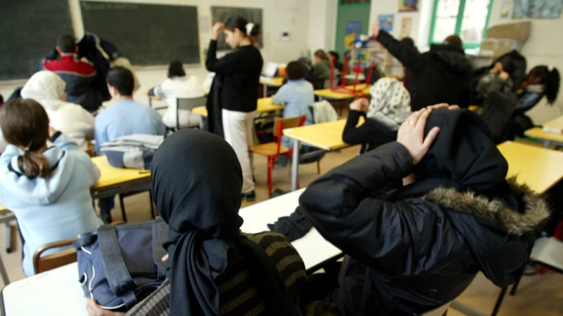 Fransa’da “Müslüman Okulu” Tartışması