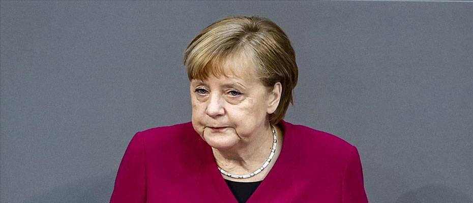 Merkel yoğun bakımdaki doktorların ‘yardım’ çağrılarının duyulmasını istedi