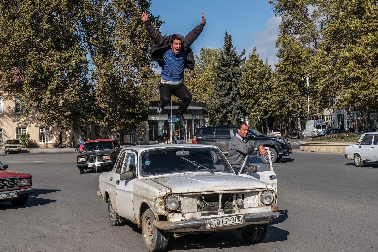 ŞUŞA SEVİNCİ FOTOĞRAFINA YTB ÖZEL ÖDÜLÜ