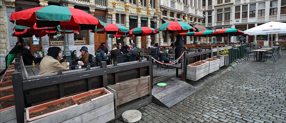 Belçika’da 7 aydır kapalı olan restoranlar ve kafeler açıldı